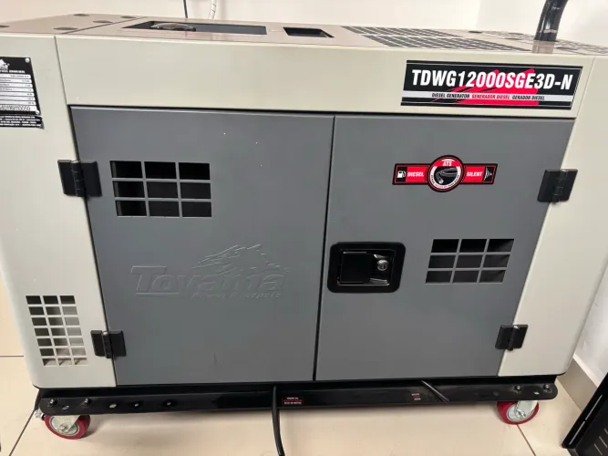 Gerador Diesel Toyama 12,5 kVA Trifásico 220v