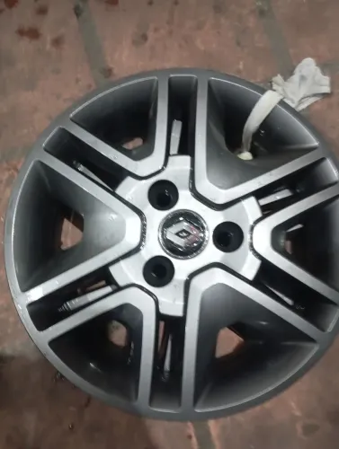 Vendo 4 calotas Renault kwid aro 14 original plástico automotivo resistente.