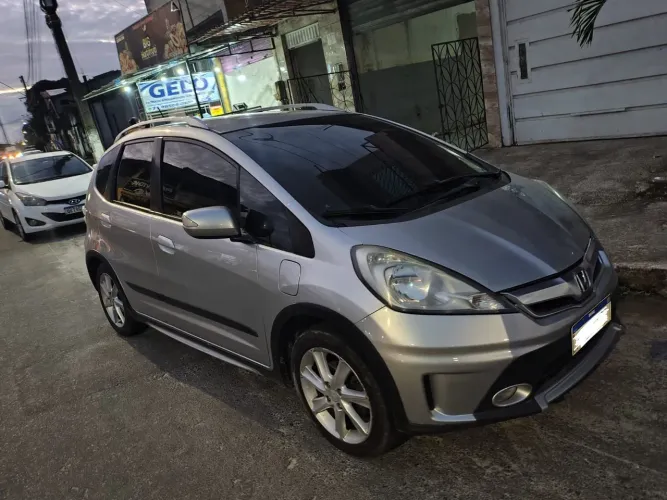 Honda Fit Twist 1.5 Flex 16V 5P Aut. 2014