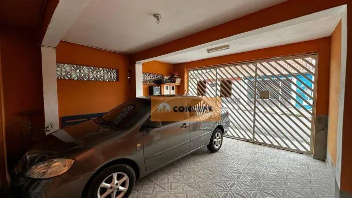 Sobrado com 3 dormitórios à venda, 197 m² por R$ 600.000,00 - Cidade Edson - Suzano/SP