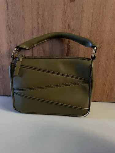 Bolsa de mão/alça verde musgo 