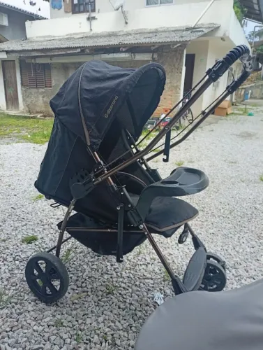 Carrinho de bebê