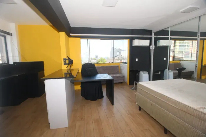 Loft Mobiliado no Coração do Centro de Pelotas - Modernidade e Conforto!