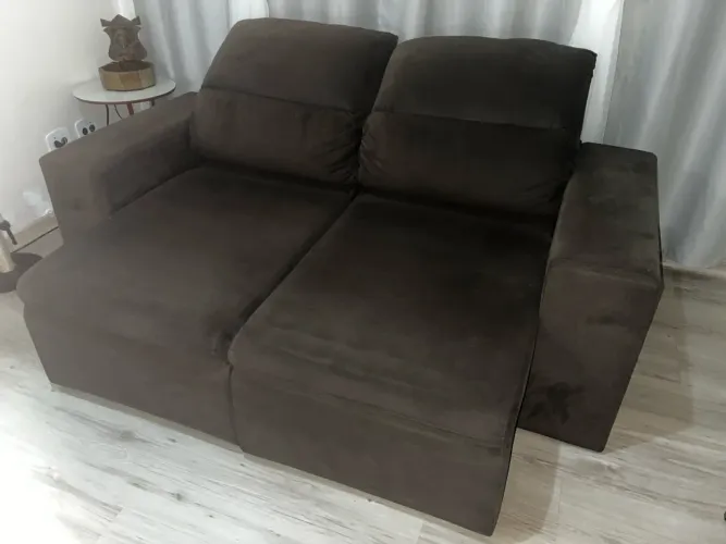 Sofá em chenille dois lugares com chaise nos dois lugares