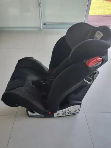 Cadeirinha/bebê conforto Burigotto Matrix Evolutionk Evolution Preto