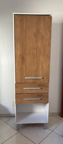 Guarda-roupa de solteiro