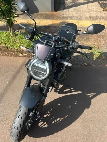 CB 1000 BÊ