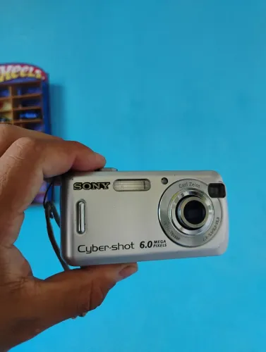Camera digital Cyber-shot 6 mp S600 Sony 