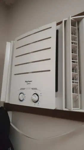 Ar condicionado de Janela