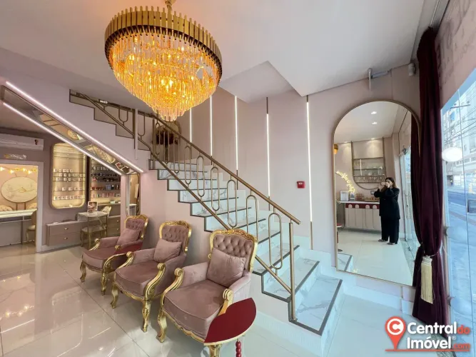 Sala Comercial Alto Padrão  Clínica de Estética Montada e Decorada