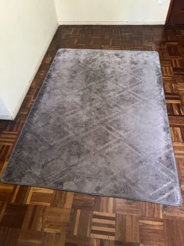 Tapete cinza para sala 1,40 x 2 m