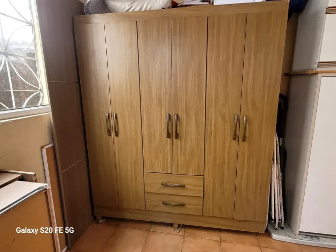 Guarda roupa 3 portas