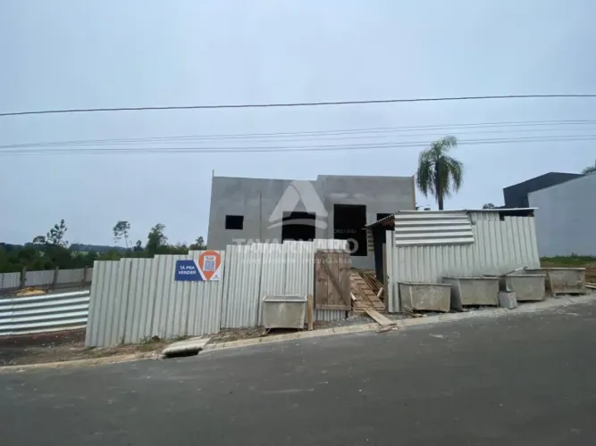 Casa Condomínio em Ponta Grossa