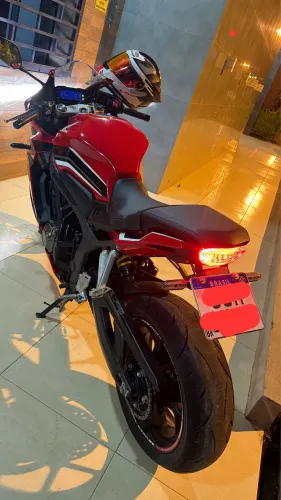 Cbr 650r extra