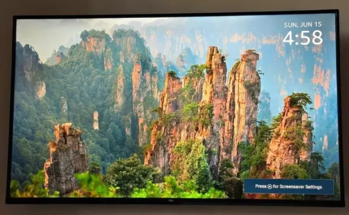 TV Smart 50 Polegadas 4K, Novinha, Pouco tempo de uso