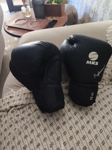 Luvas 