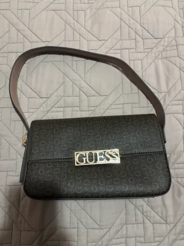 Bolsa GUESS original nova e nunca utilizada