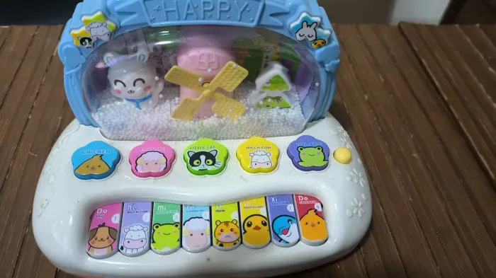 Brinquedo interativo para bebês