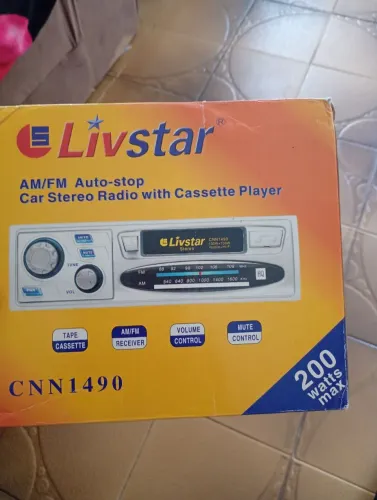 Rádio toca fitas stereo