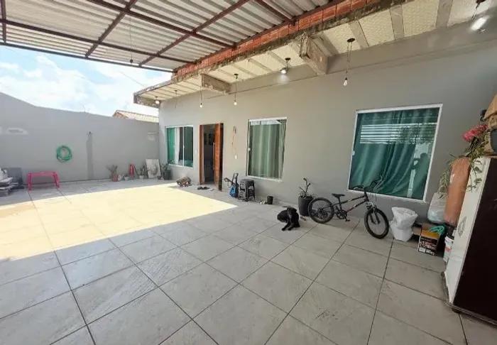 casa padrão alto branco (entrada + parcelas)