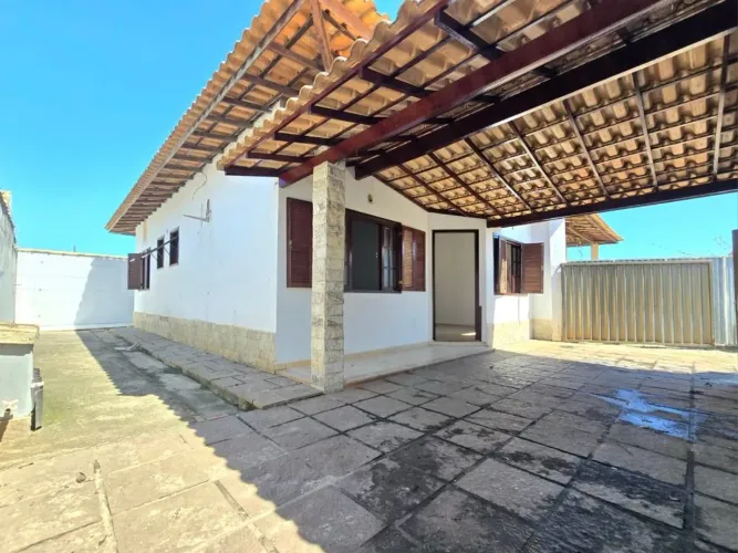 Casa 2 quartos e quintal, Jardim Mariléa - Rio das Ostras/RJ