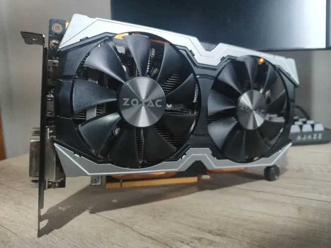 Placa de vídeo GTX 1070 8GB