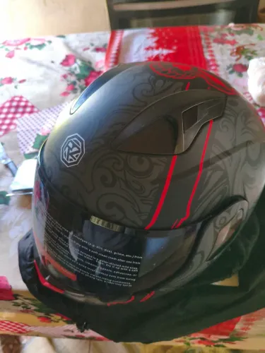 Vendese capacete ORZ