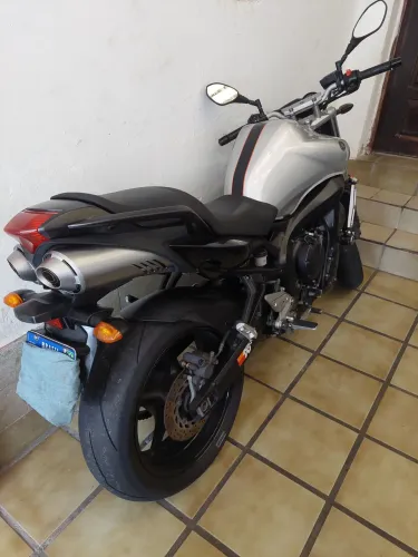 FAZER 600 FZ6