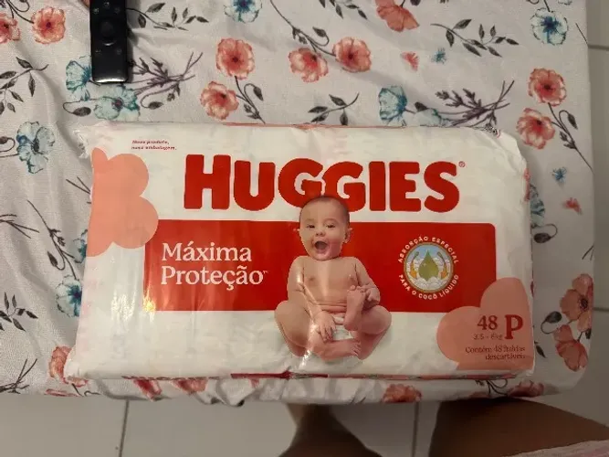 Vende-se fralda Huggies P