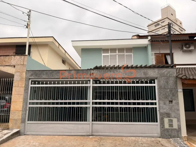 Sobrado Estilo Condomínio Fechado ? Rua Sem Saída com Portão no Sumaré/Pompéia