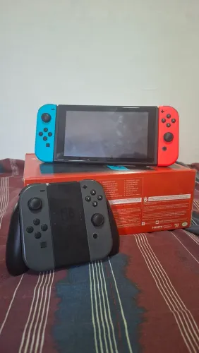 Nintendo switch + par extra de controles