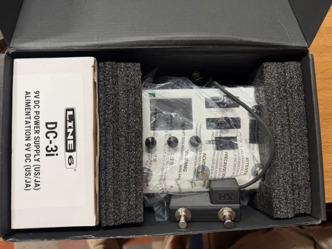 Pedal HX Stomp Line 6 White Edition