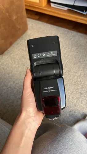 Flash Yongnuo Speedlight YN560III
