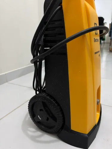 Máquina de jato de água