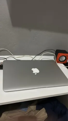 Vendo ou troco por iPhone (notebook MacBook Air )