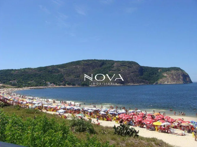 Casa com 5 quartos à venda, 385 m² por R$ 4.300.000 - Camboinhas - Niterói/RJ