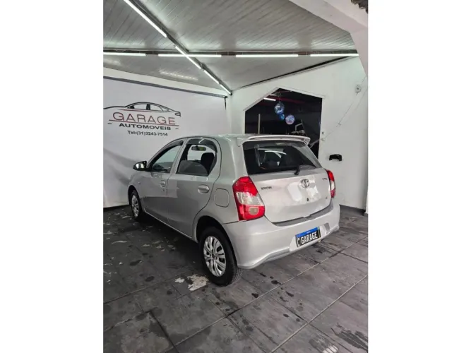 Toyota Etios X 1.3 Flex 16V 5P Mec. 2019