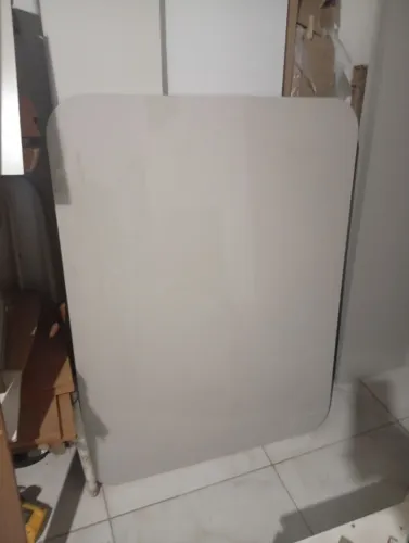 TAMPO DE VIDRO COM AVARIA