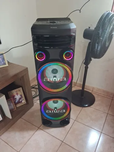 ? Caixa de Som AIWA AWS-T2W-02 - Pouquíssimo Tempo de Uso