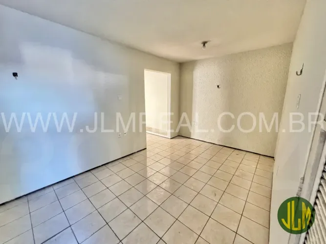 VENDO CASA DUPLEX DE 145m², NO BAIRRO RODOLFO TEÓFILO - FORTALEZA - CE