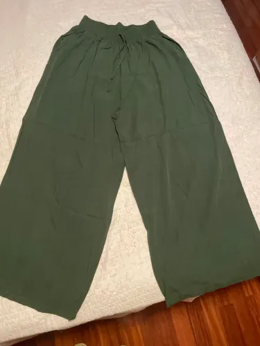 Calça viscolinho.