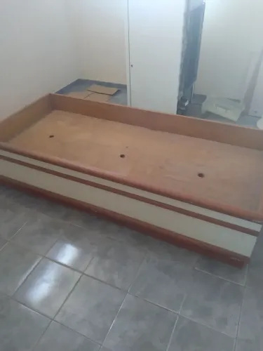 Cama madeira massiça
