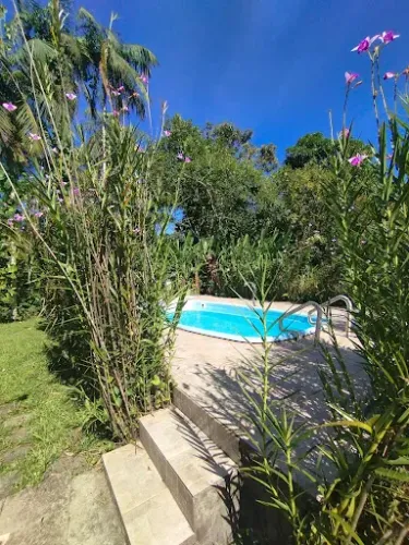Chácara com 2 dormitórios para alugar, 1200 m² por R$ 3.500,00/mês - Caiubura - Bertioga/S