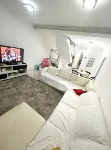 Open House vende casa duplex 3 quartos (1 suíte) em Itaipu