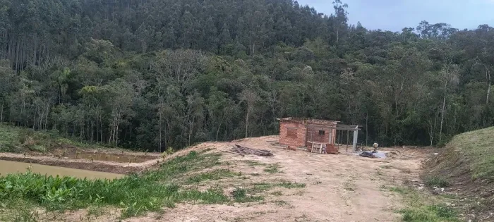 Oportunidade! Sitio em Pedras Grandes, ótima localização.