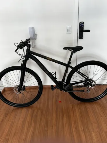 Bicicleta MTB Colli Hills (Shimano Acera) + Pneus Slick