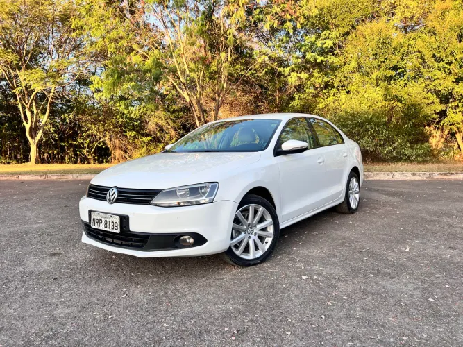 Volkswagen Jetta Comfortline 2.0 T.flex 8V 4P Mec. 2012
