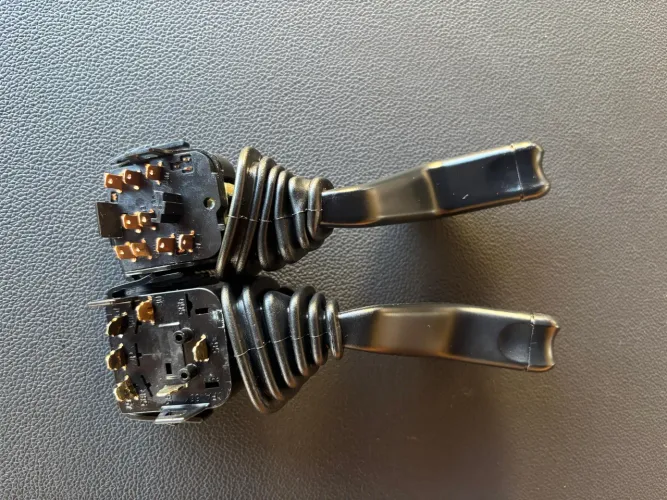 Par Chaves de Seta Original GM Astra 2011 Completo