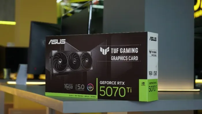 Placa de Vídeo RTX 5070 Ti 16GB ASUS TUF Gaming por R$ 8.499