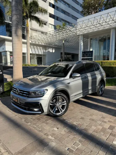 Volkswagen Tiguan Allspac R-line 350 TSI 2.0 4X4 2019